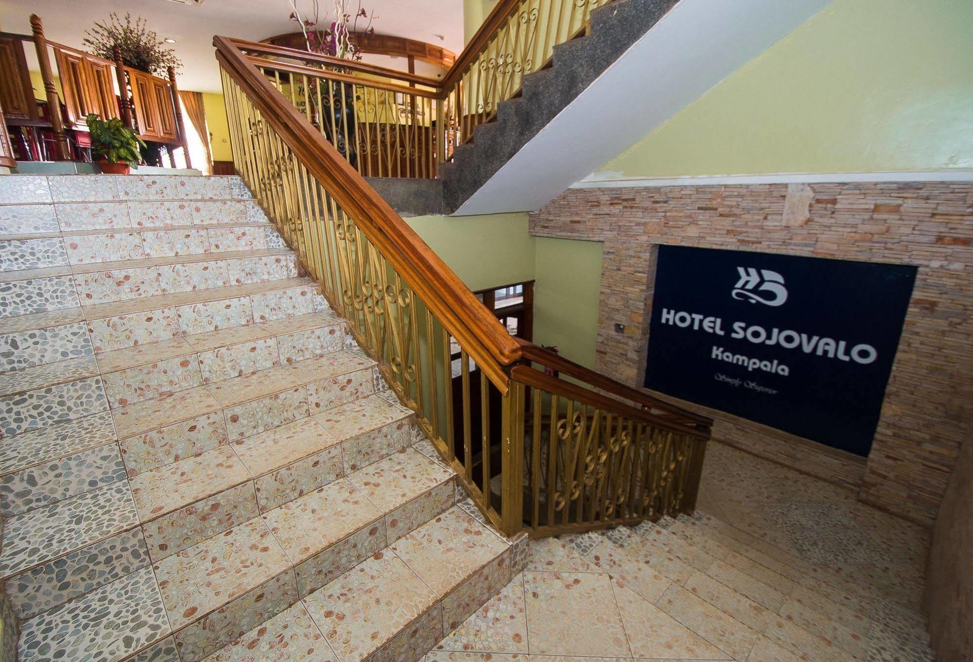 Hotel Sojovalo Kampala Bagian luar foto
